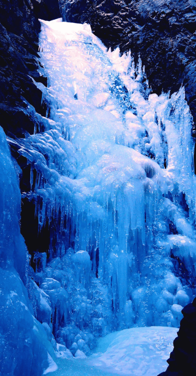 Zapata Falls Trail